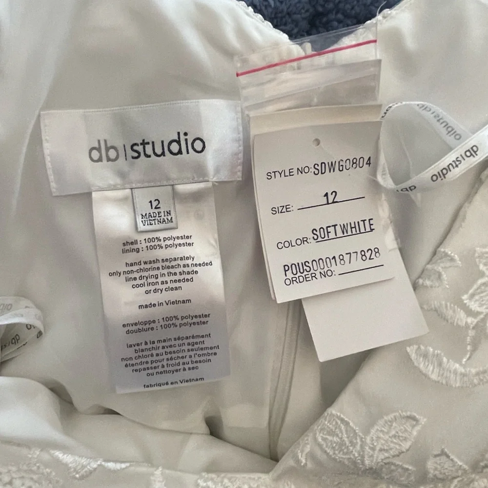 White Dress - Picture 3 of 3